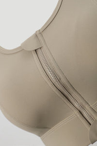 Front Zip Sports Bra details