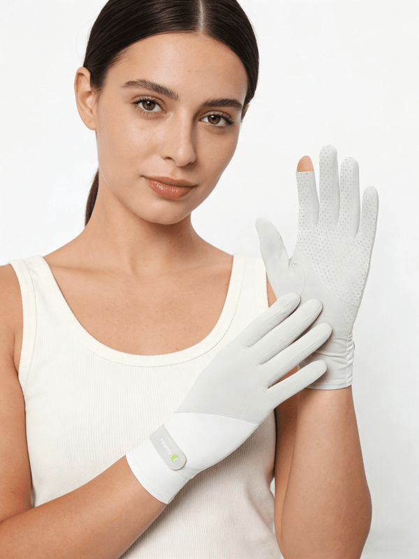 Light gray and white UV Protection Anti-Slip Gloves by Anniou