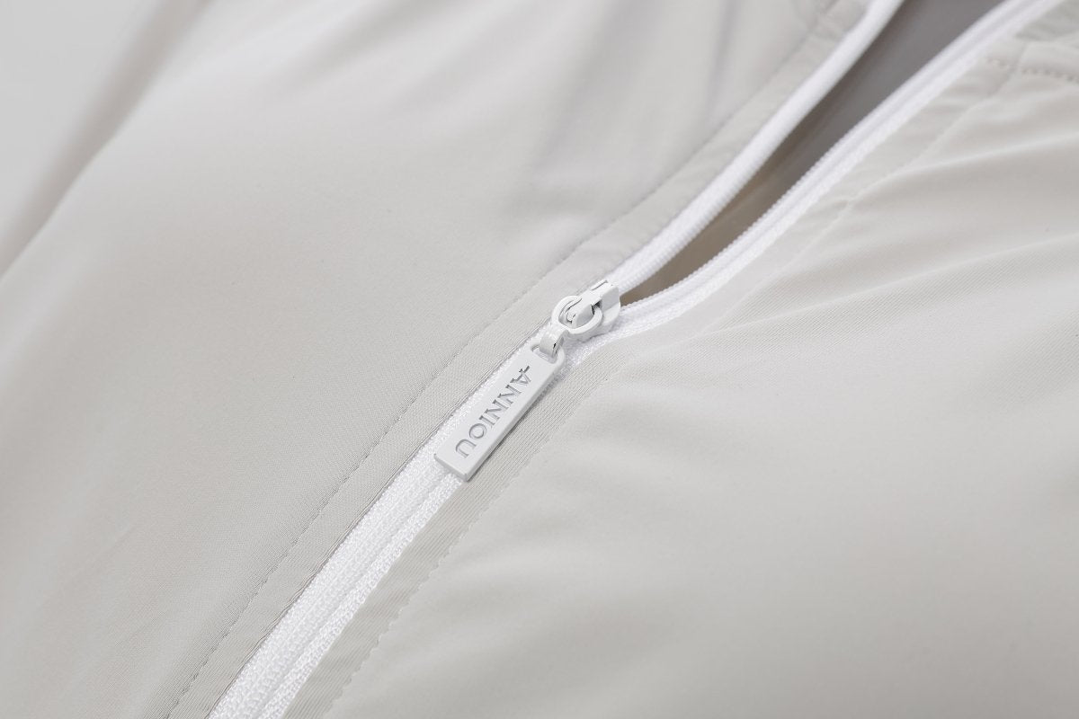light gray Anniou Zip