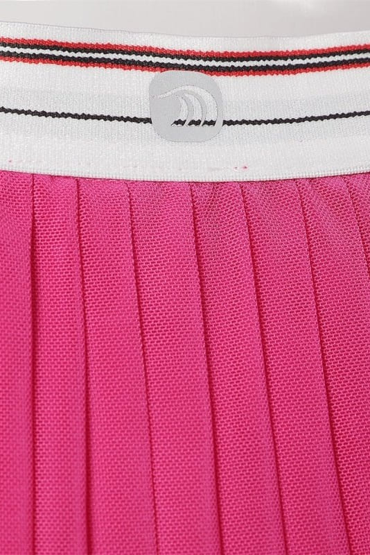 Anniou pink pleated skirt close up