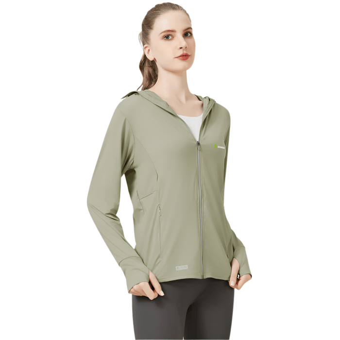 woman wearing a green Sun Protection Jacket UPF 100 with zip