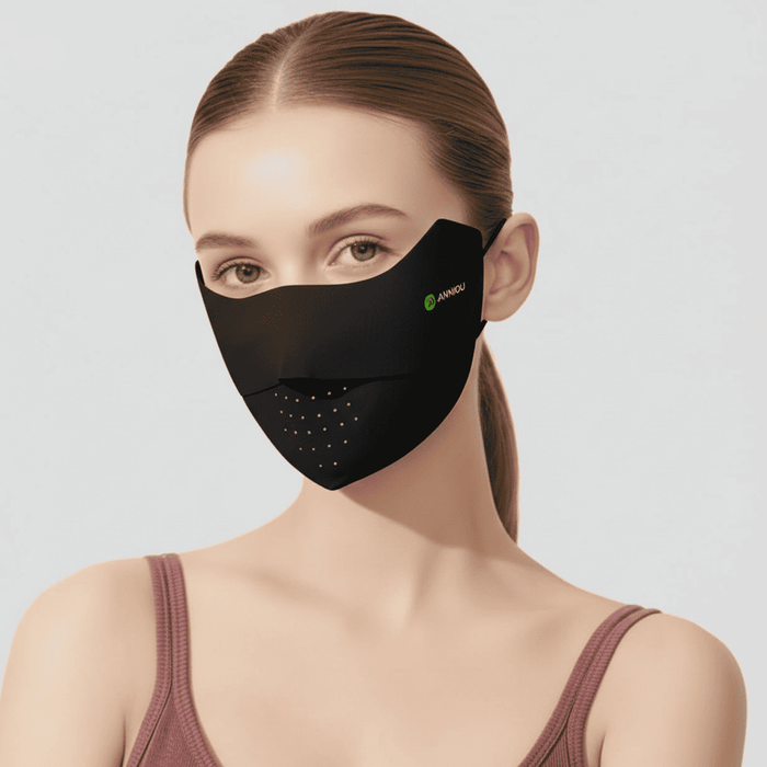 Black Seamless UV Protection Mask UPF 50+