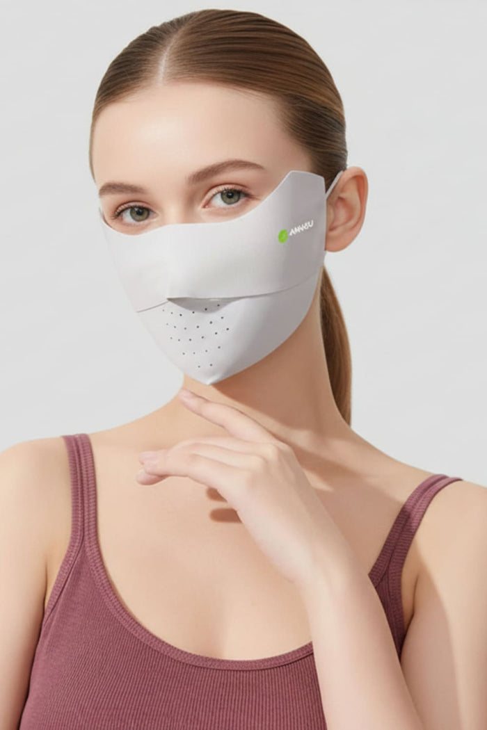 Seamless UV Protection Mask