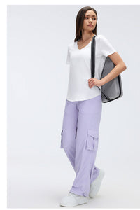 a women wear lavender purple cargo pants