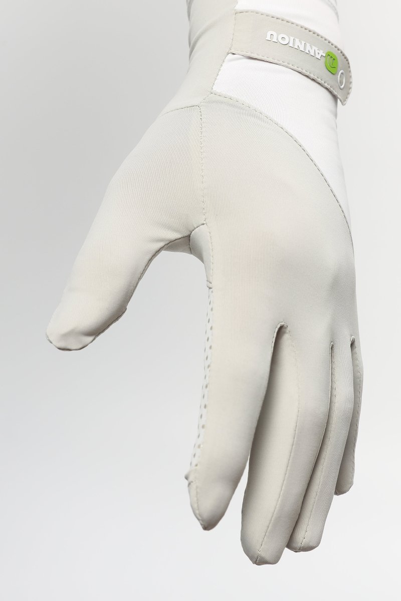 UV Protective Anti - Slip Gloves