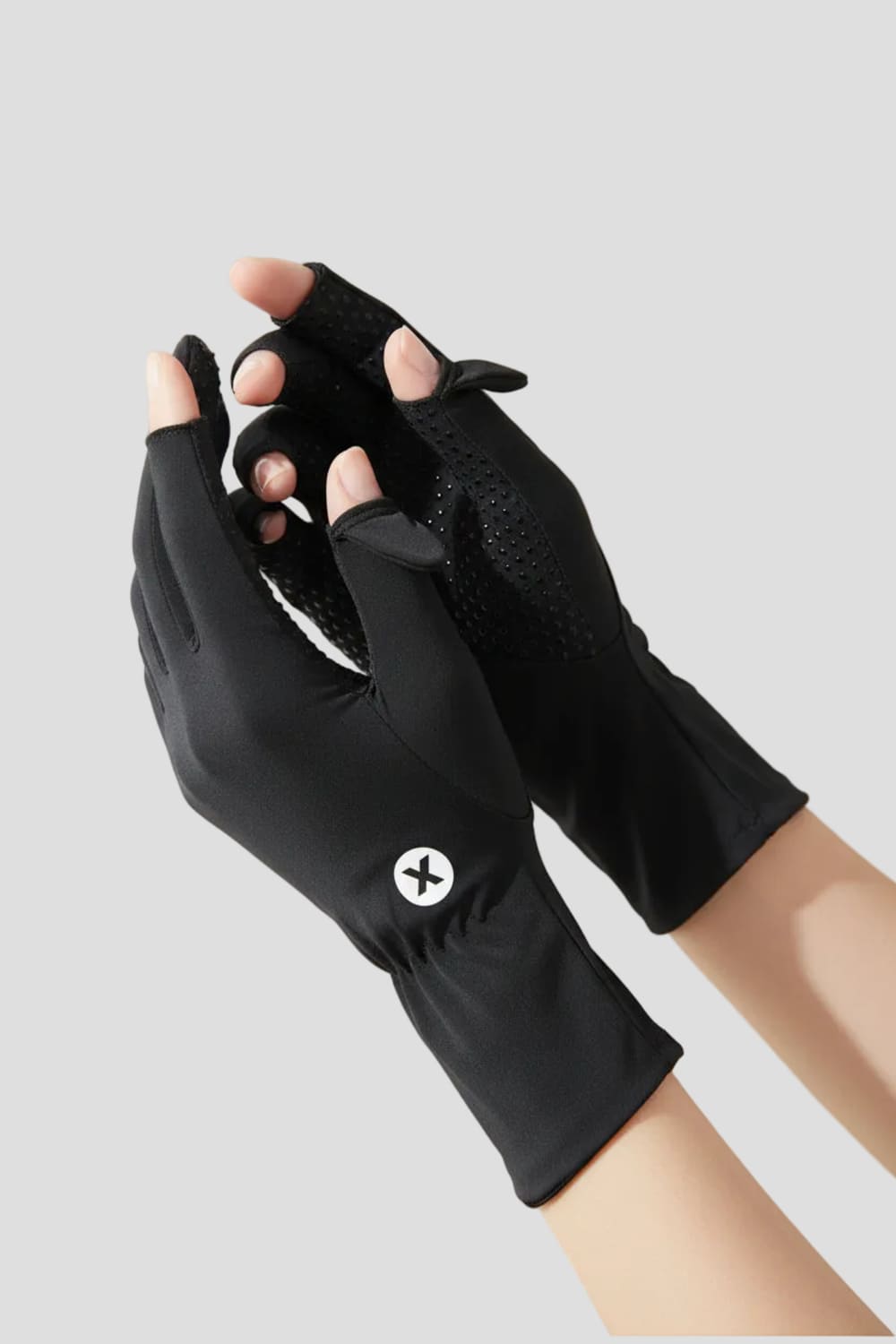 Women's Black Sun Protection Gloves